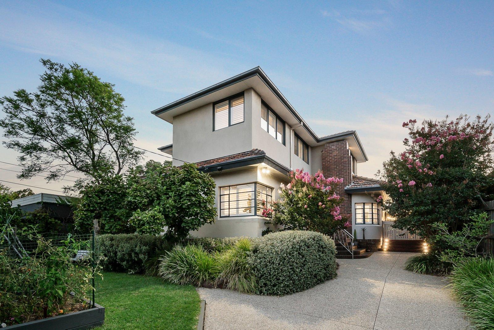 30 Cairnes Crescent, Malvern East, 3145