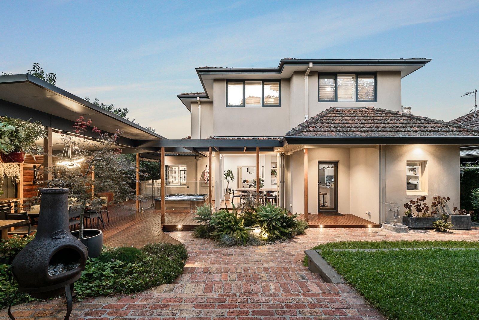 30 Cairnes Crescent, Malvern East, 3145