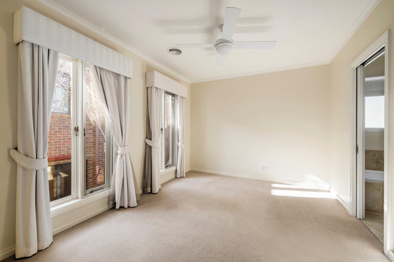 30 Deakin Street North, Hampton, 3188