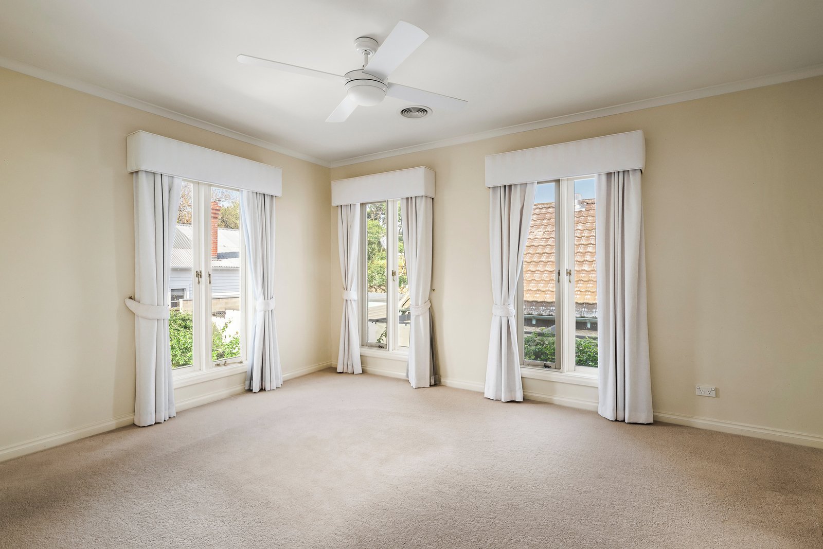 30 Deakin Street North, Hampton, 3188
