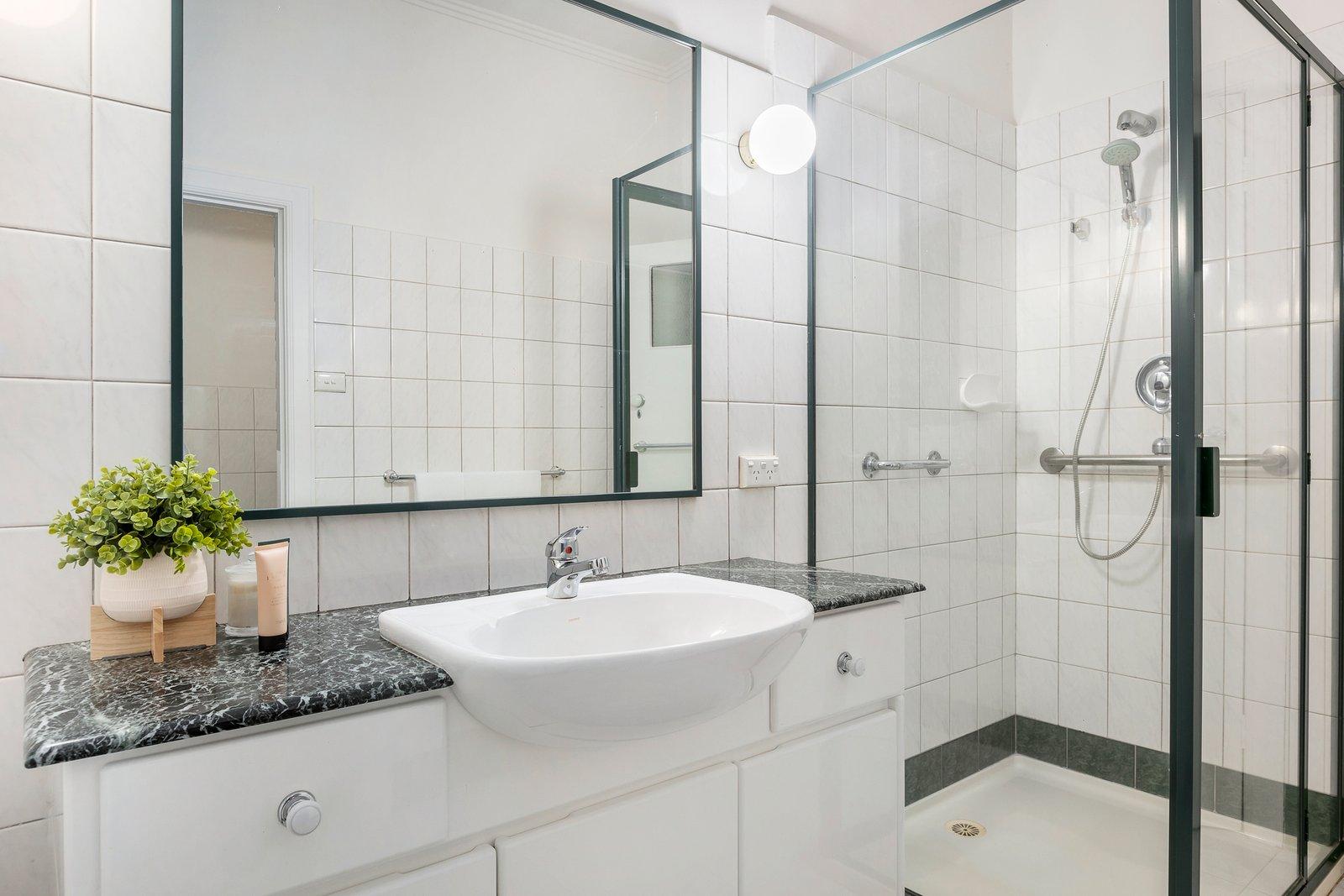 30 Rubens Grove, Canterbury, 3126