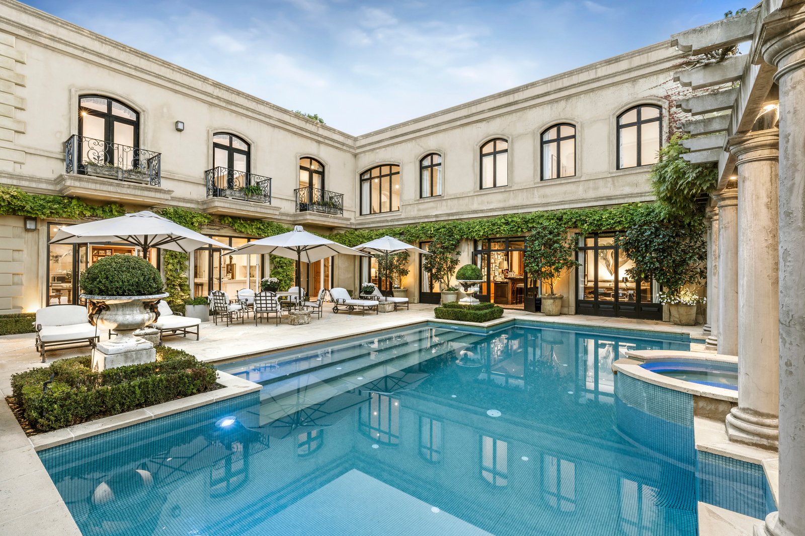 30 St Georges Road, Toorak, 3142