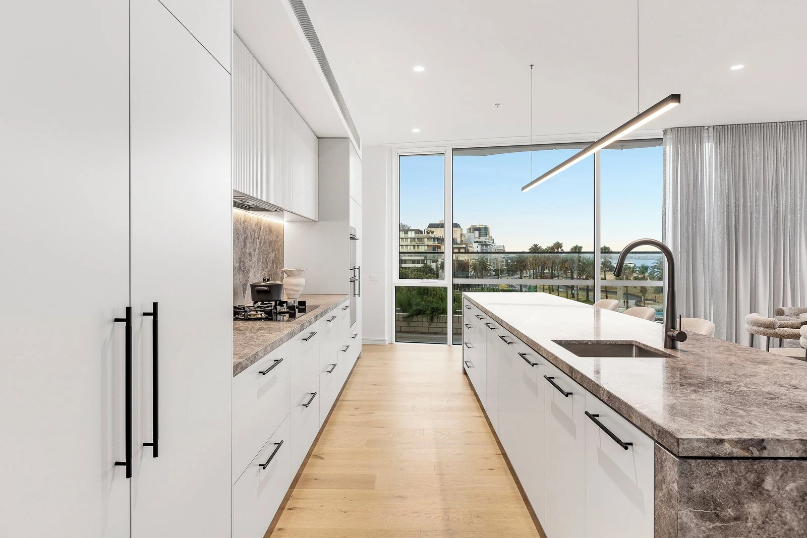 302/103 Beach Street, Port Melbourne, 3207