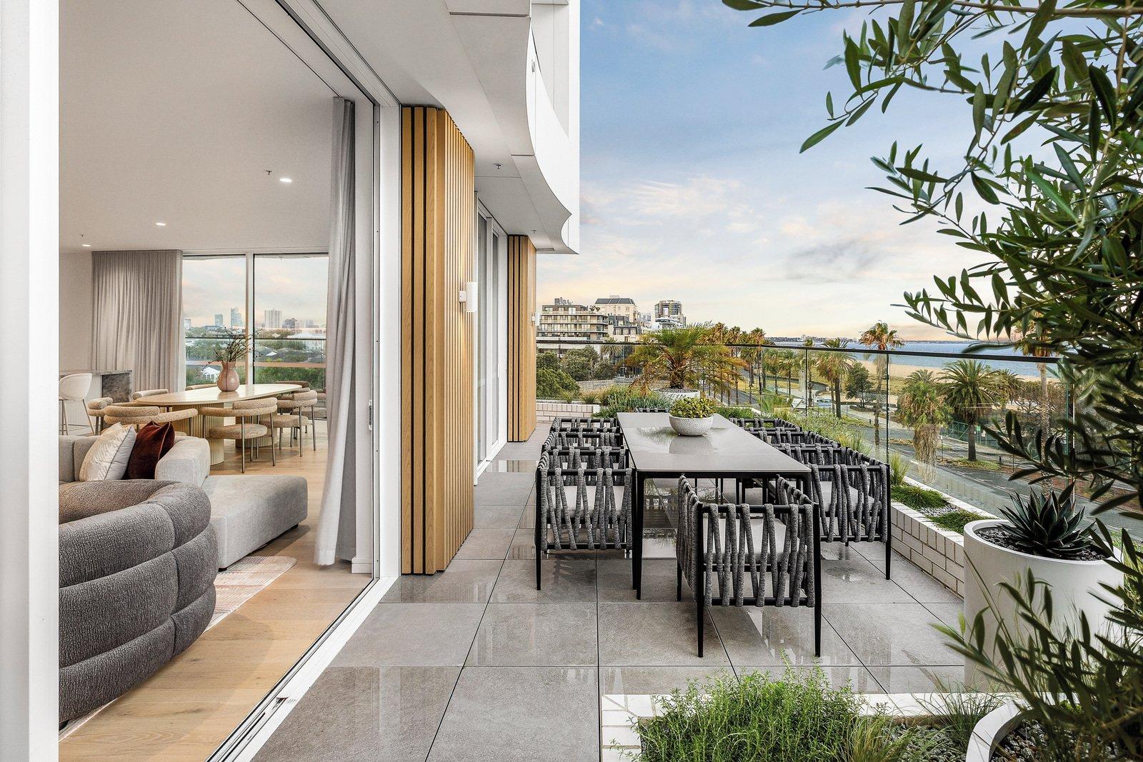 302/103 Beach Street, Port Melbourne, 3207