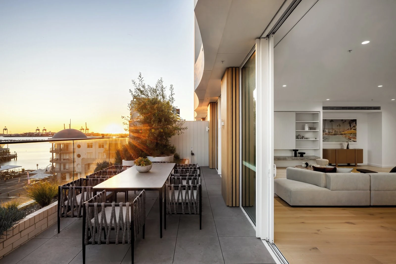 302/103 Beach Street, Port Melbourne, 3207