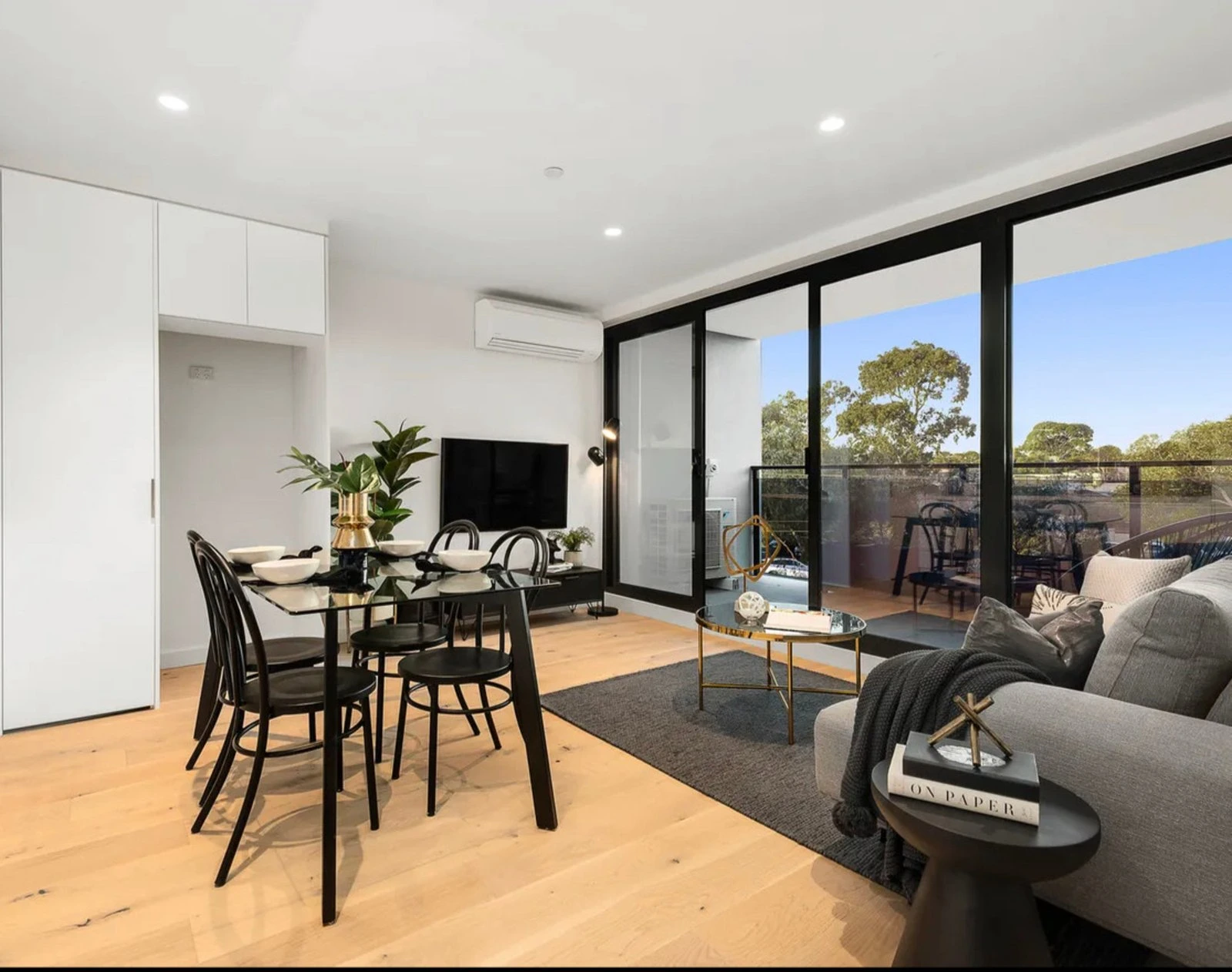303/386-388 Hampton Street, Hampton, 3188