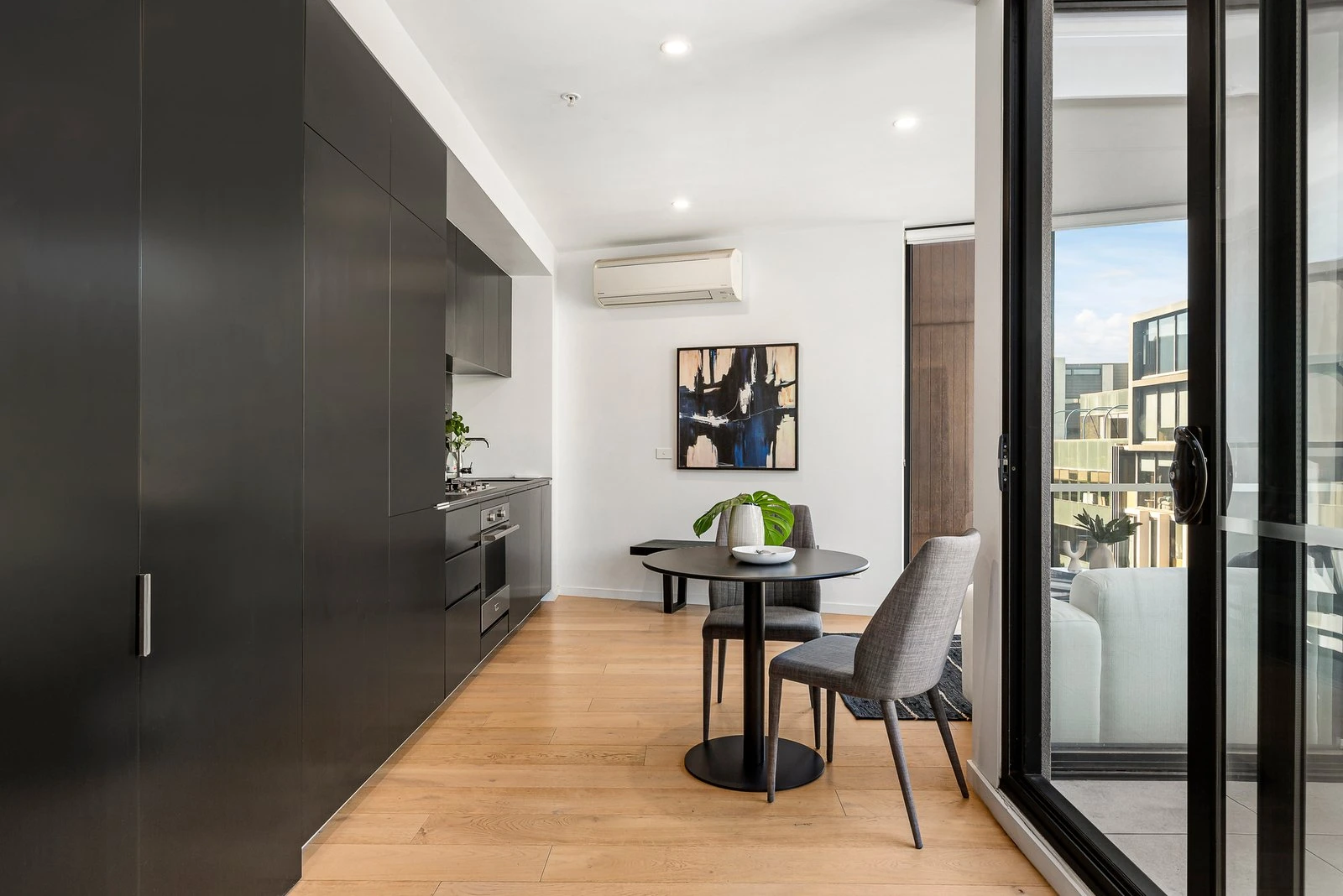 305/17 Lynch Street, Hawthorn, 3122
