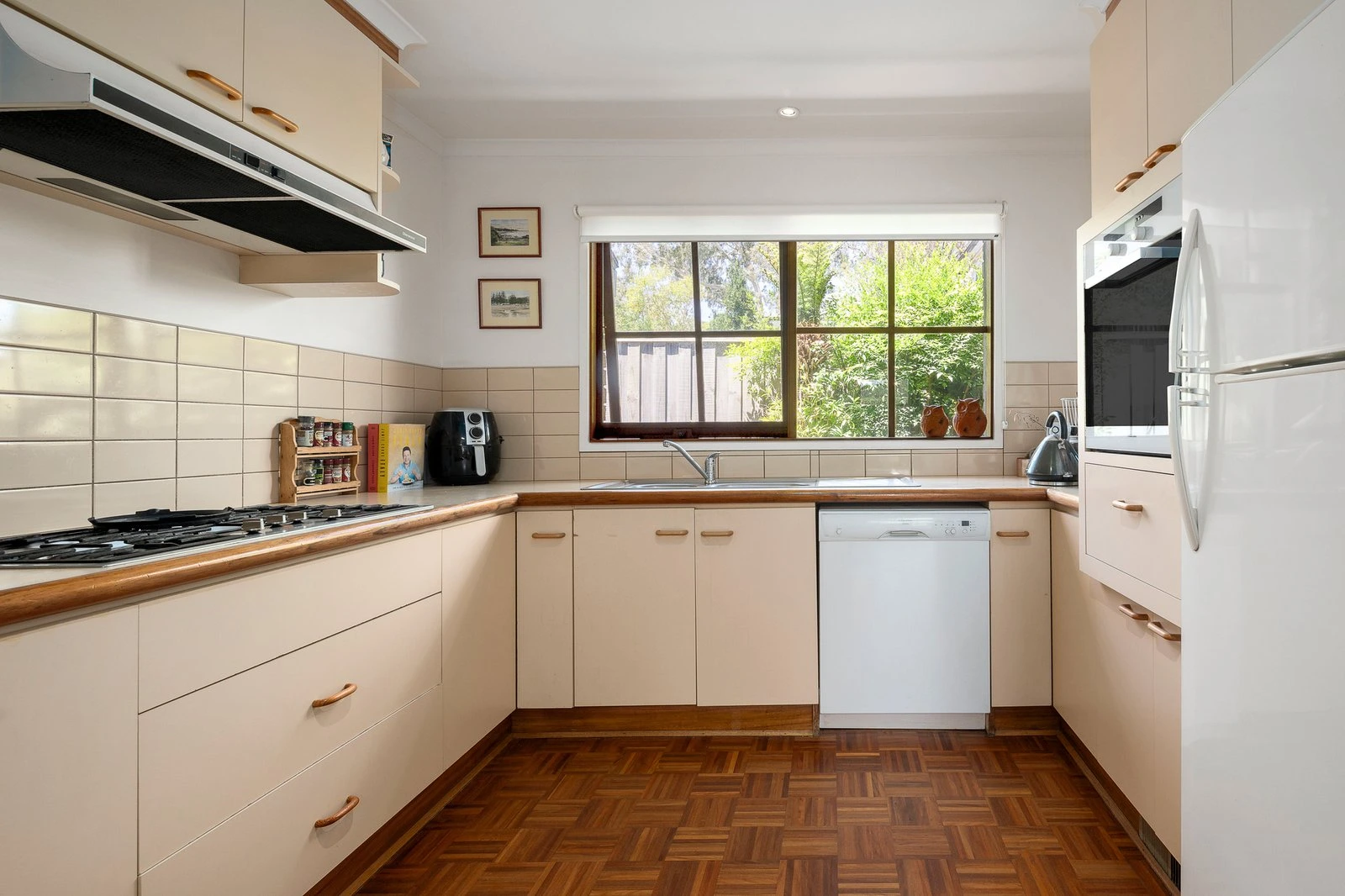 31 Albany Crescent, Surrey Hills, 3127