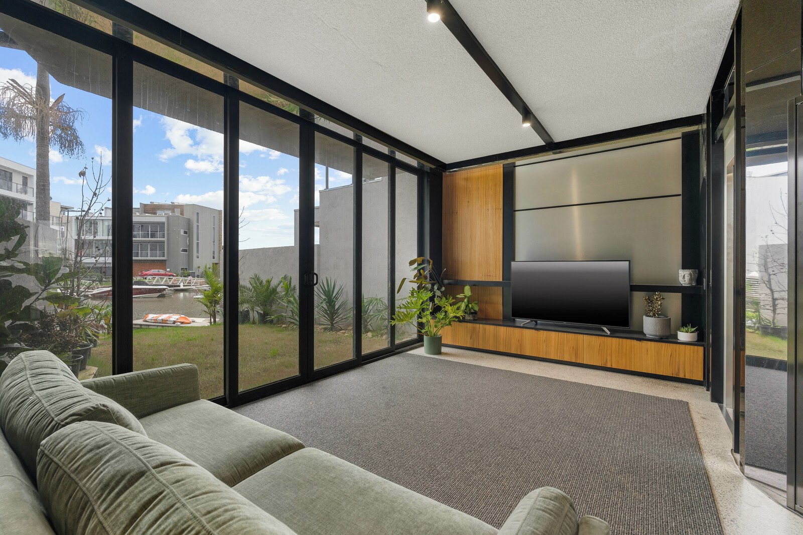31 Pier One Drive, Patterson Lakes, 3197