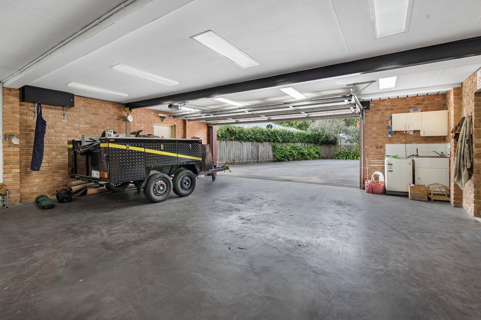 31 Yarra Street, Warrandyte, 3113