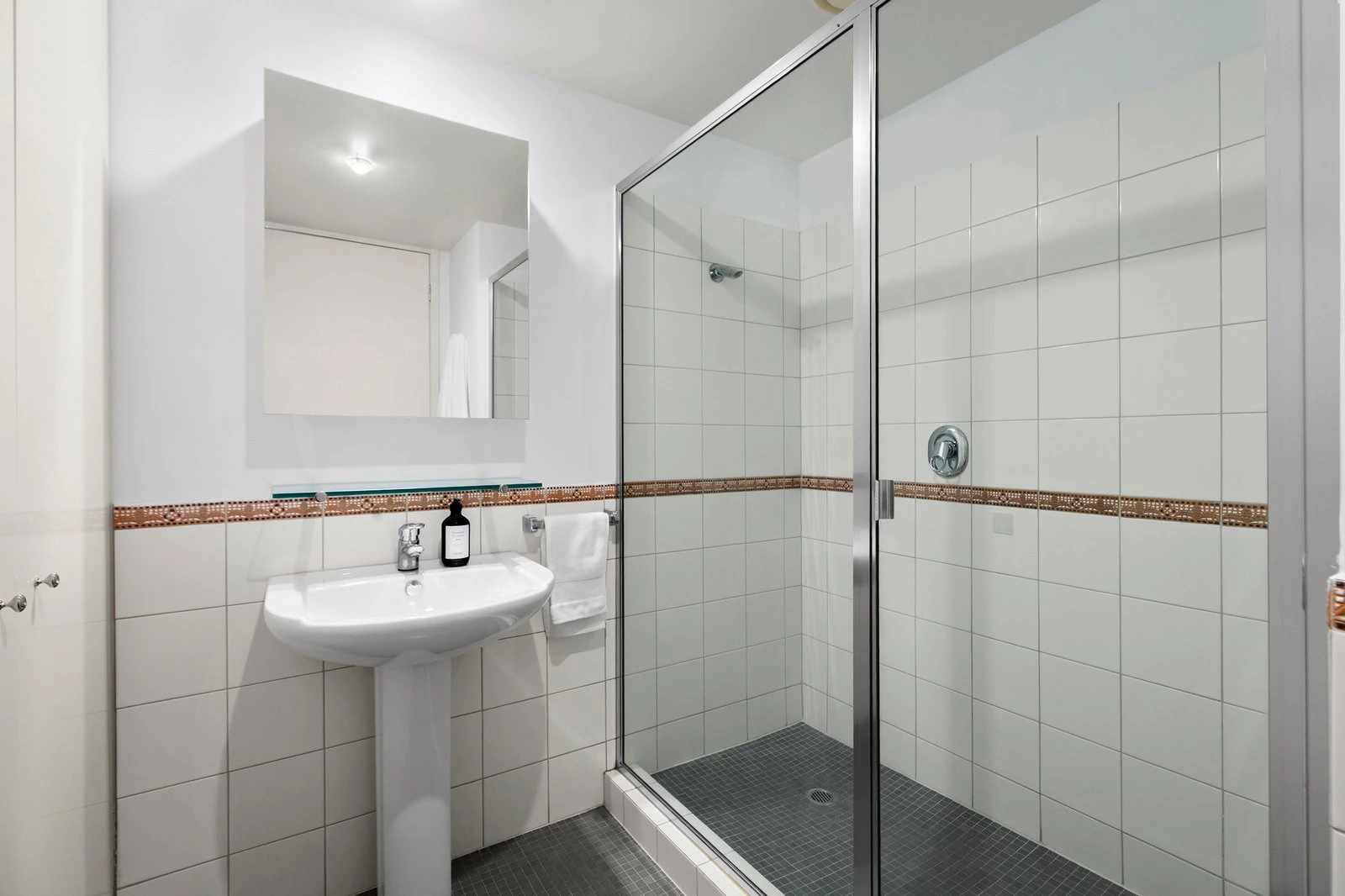 3/110 Beaconsfield Parade, Albert Park, 3206