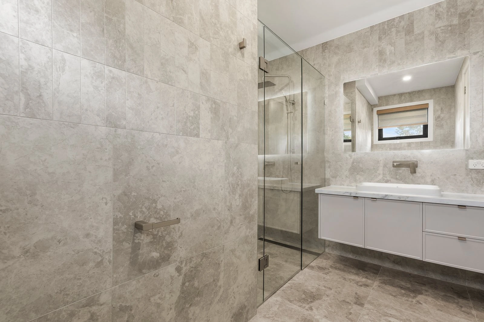 3/160 Balwyn Road, Balwyn, Vic