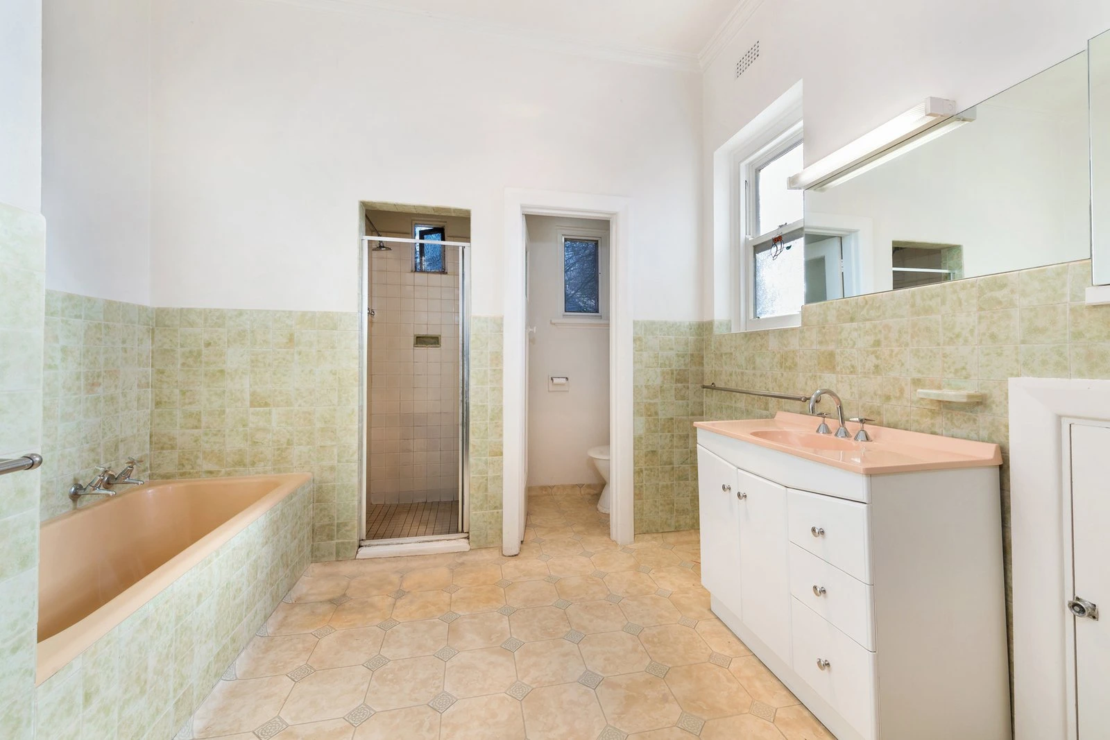 33 Heather Grove, Kew, 3101
