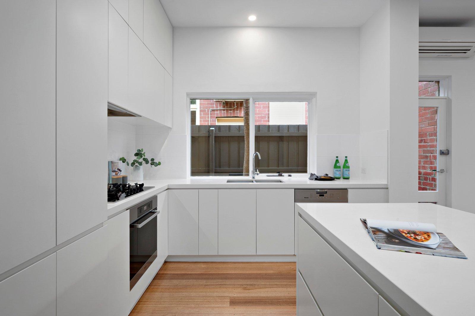 33 Irving Avenue, Prahran, 3181