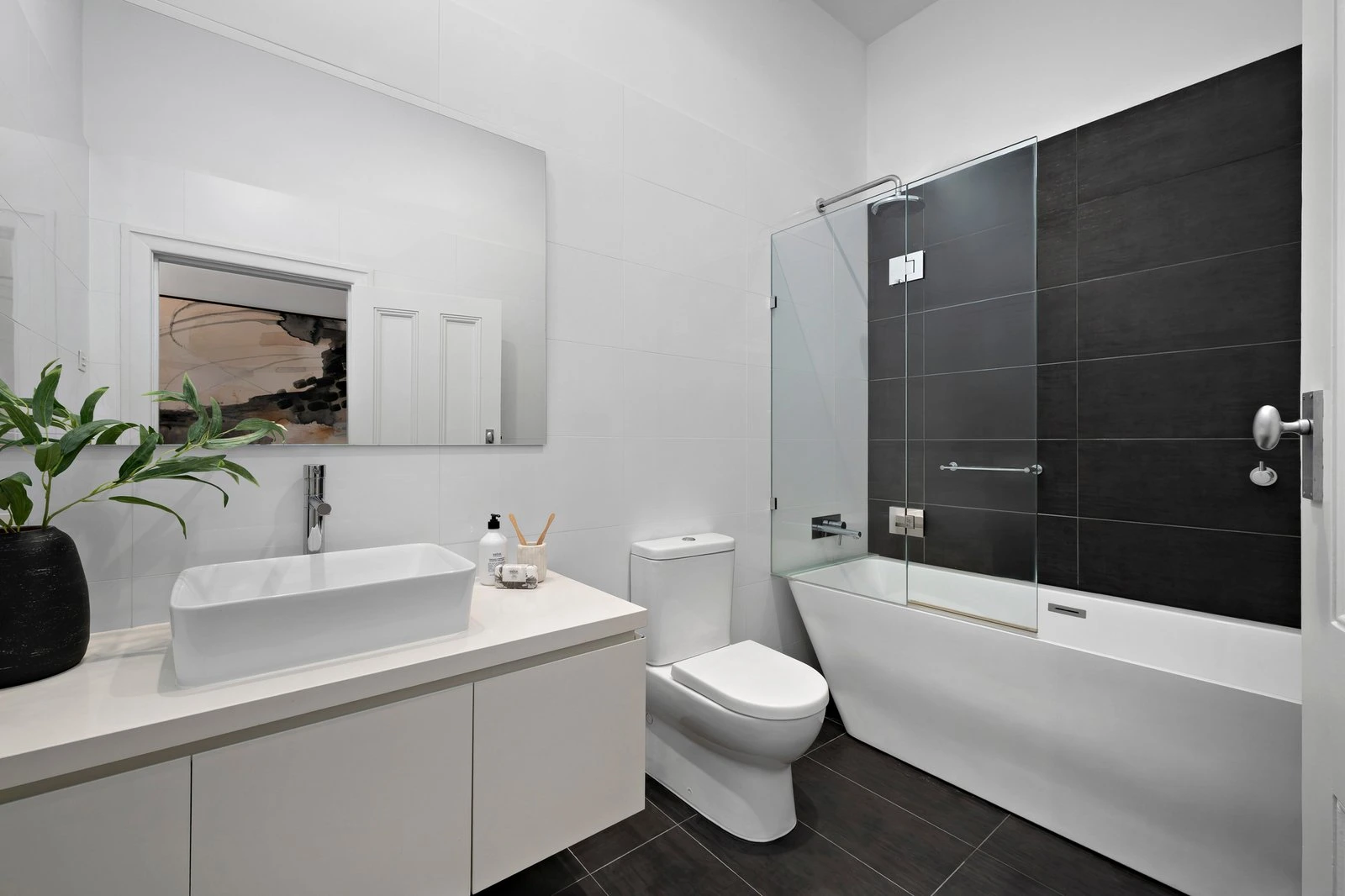 33 Irving Avenue, Prahran, 3181