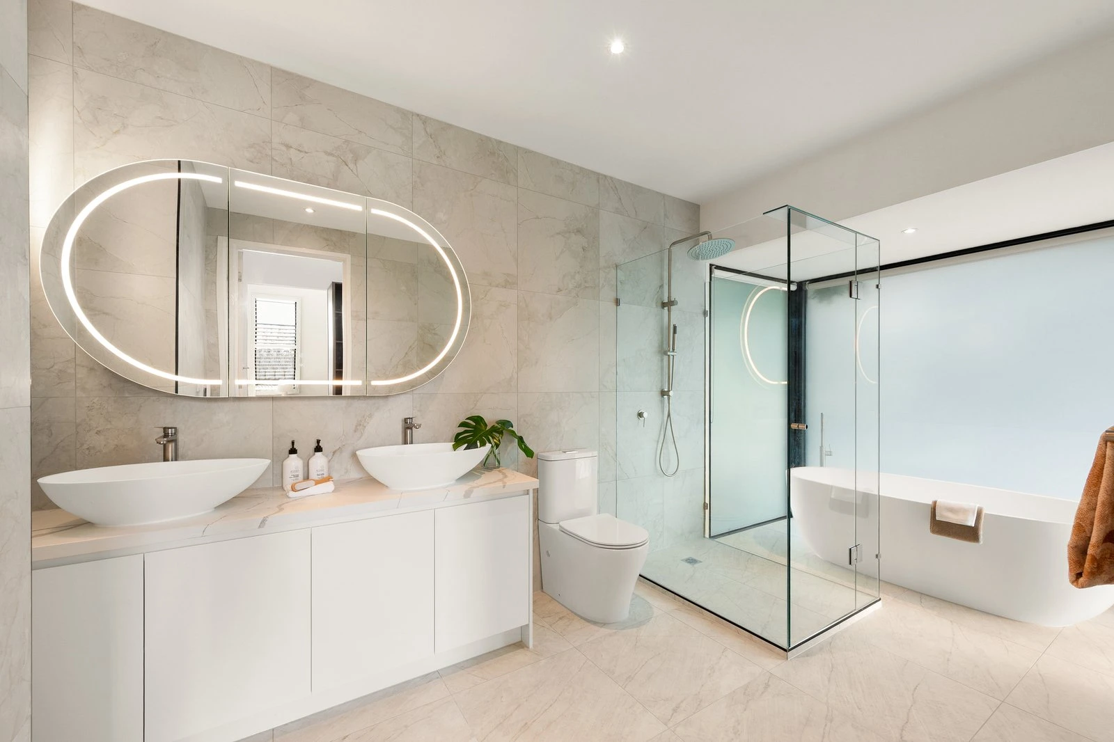 33 Rosedale Road, Glen Iris, 3146