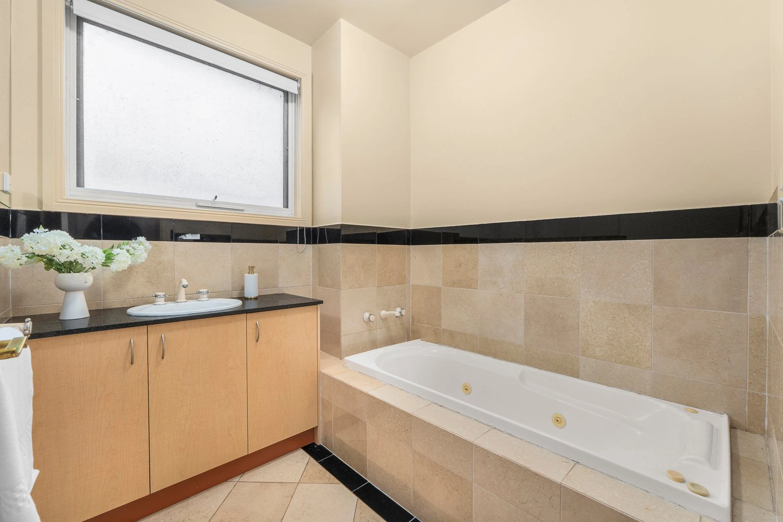 3/31 Clifton Road, Hawthorn East, 3123