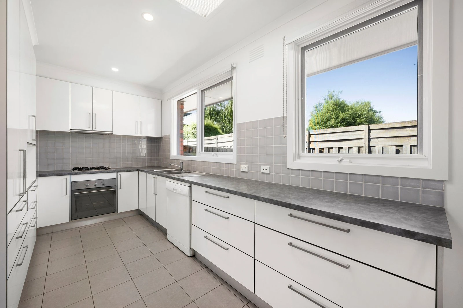 3/36 Hartington Street, Kew, Vic
