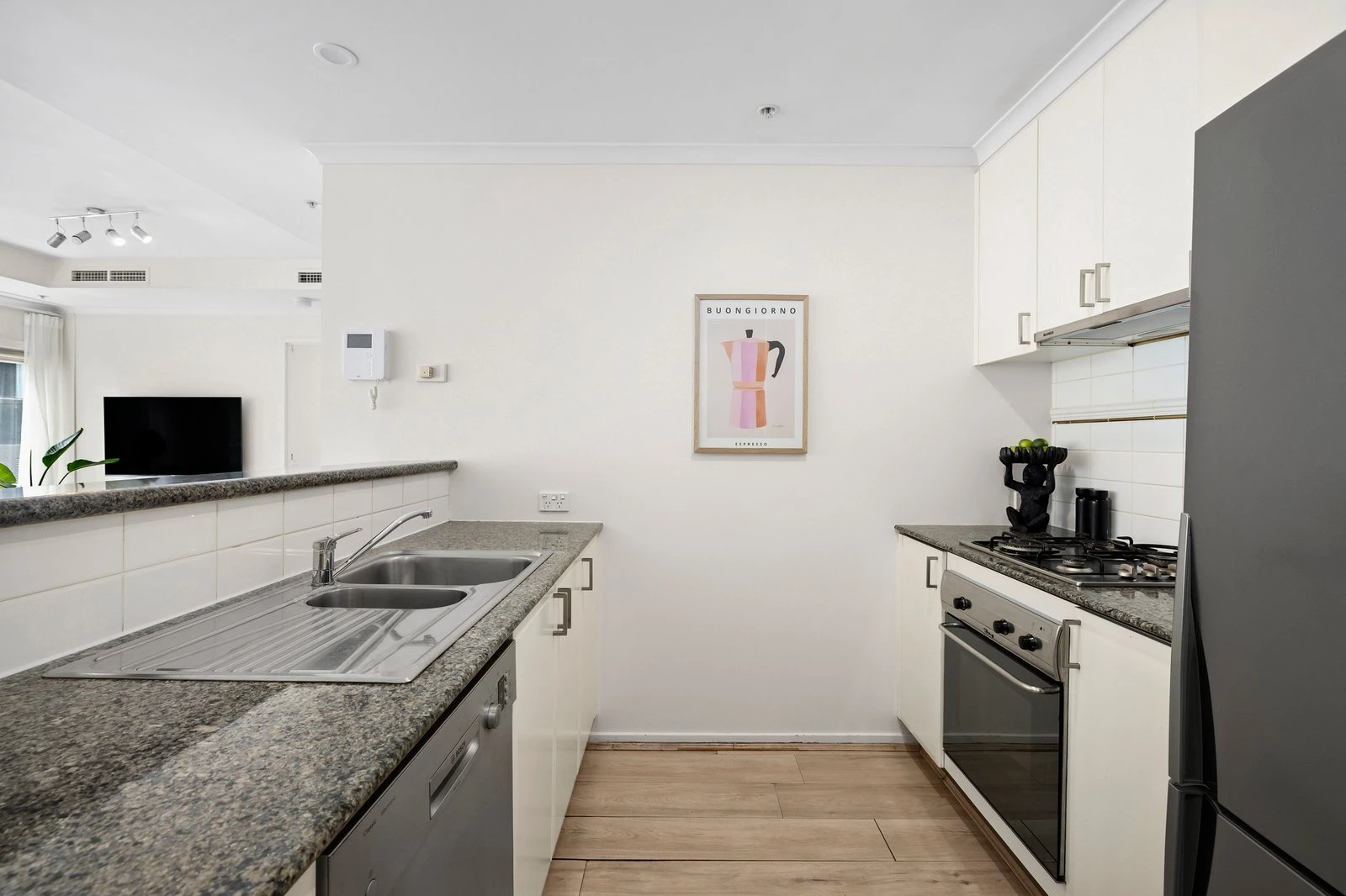 33/88 Park Street, South Melbourne, 3205