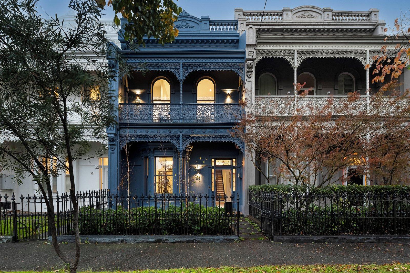 34 Canterbury Road, Middle Park, 3206