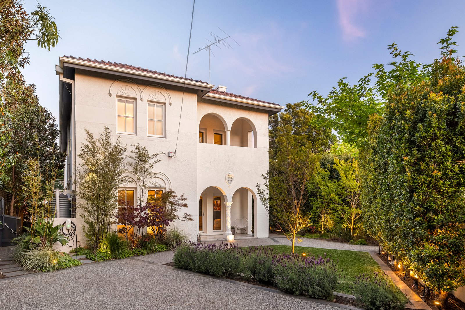 34 Riddell Parade, Elsternwick, 3185