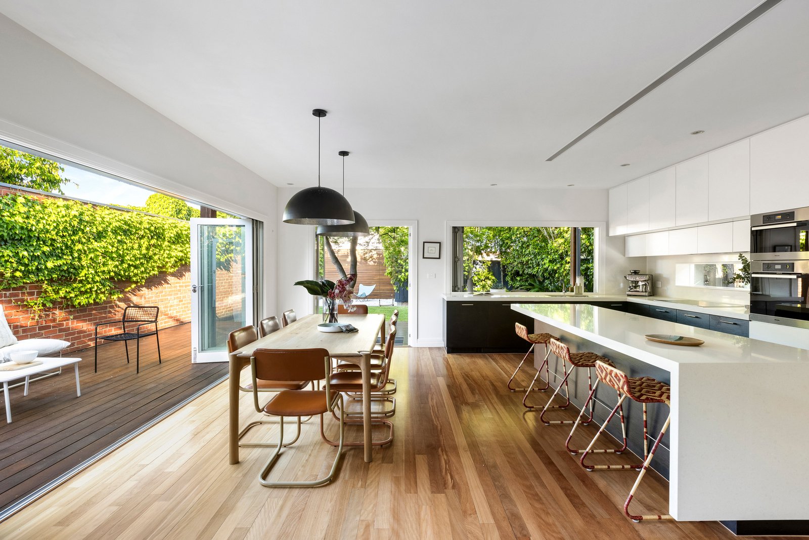 34 Riddell Parade, Elsternwick, 3185