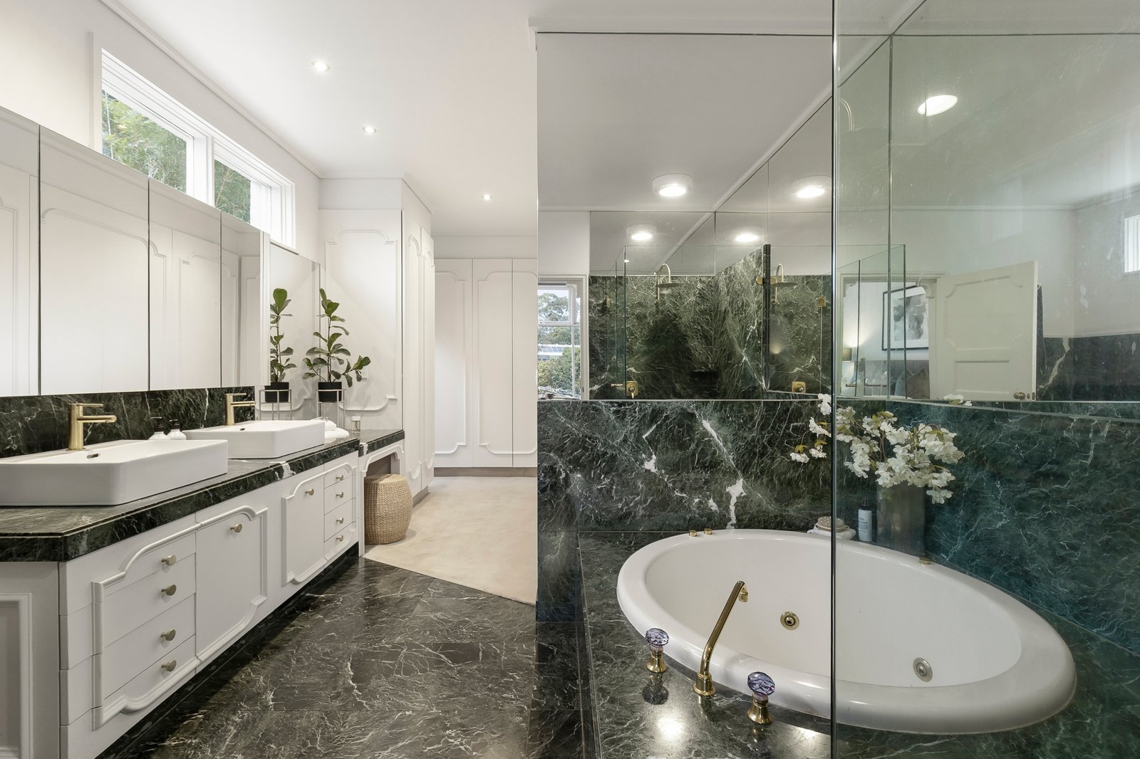 34 Yarravale Road, Kew, 3101