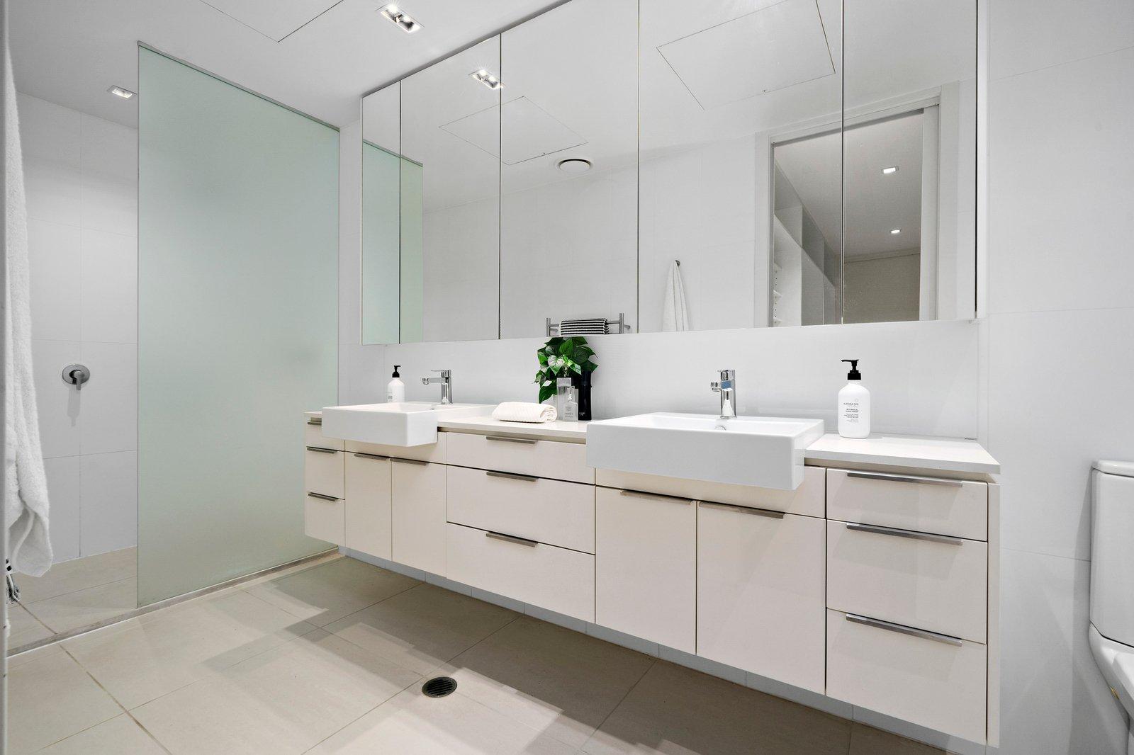 34/15 Beach Road, Hampton, 3188