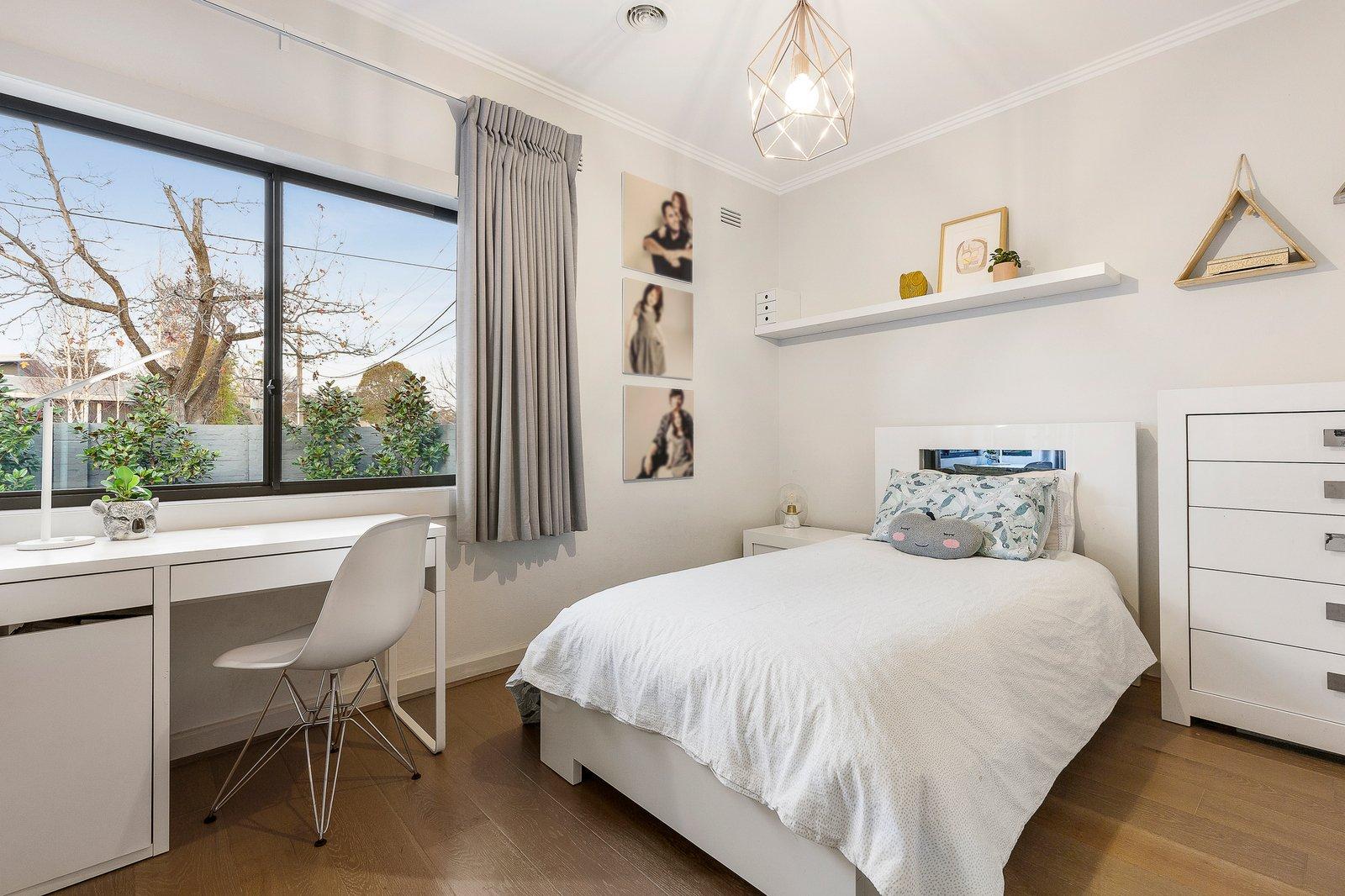 35 Canberra Grove, Brighton East, 3187