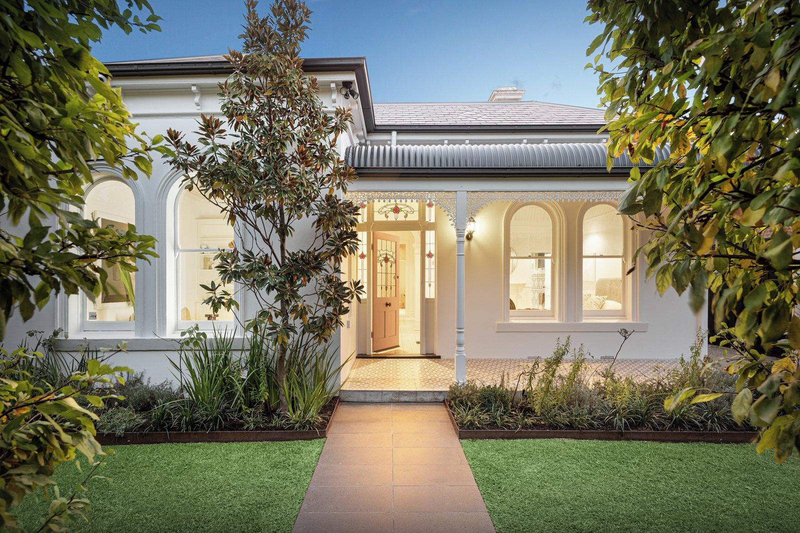 36 Highbury Grove, Prahran, 3181