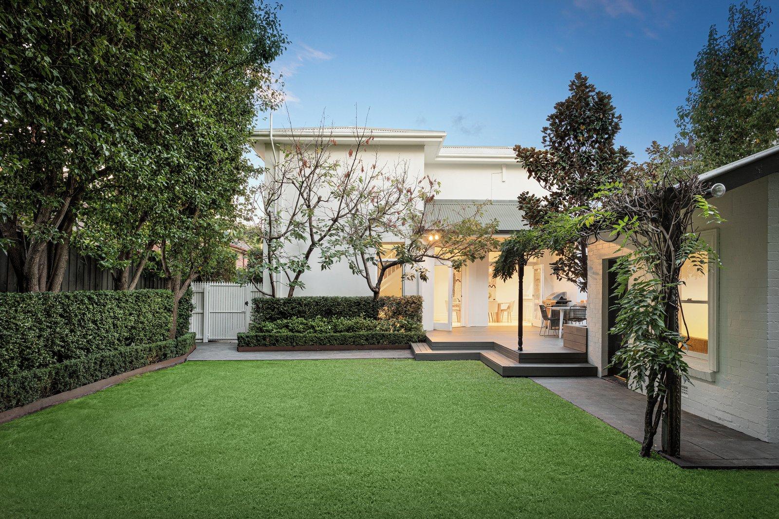 36 Highbury Grove, Prahran, 3181