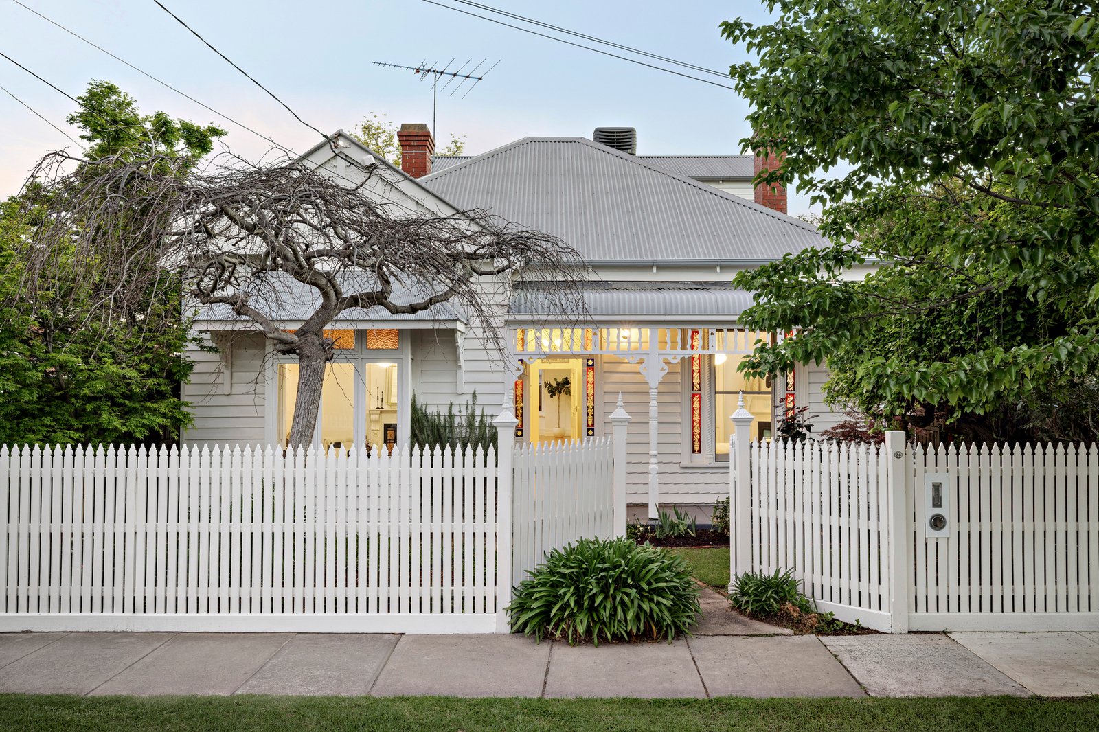 36 Holywood Grove, Carnegie, 3163