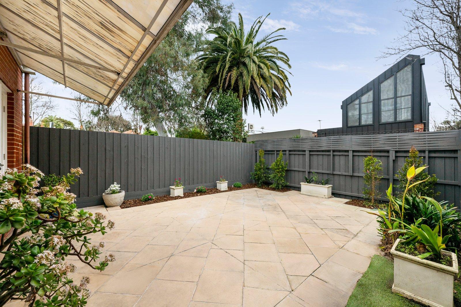 36 Kelvin Grove, Prahran, 3181