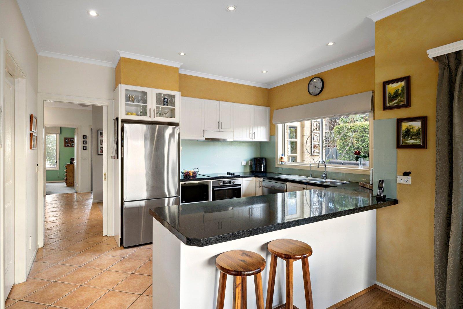 36 Napier Street, Mornington, 3931