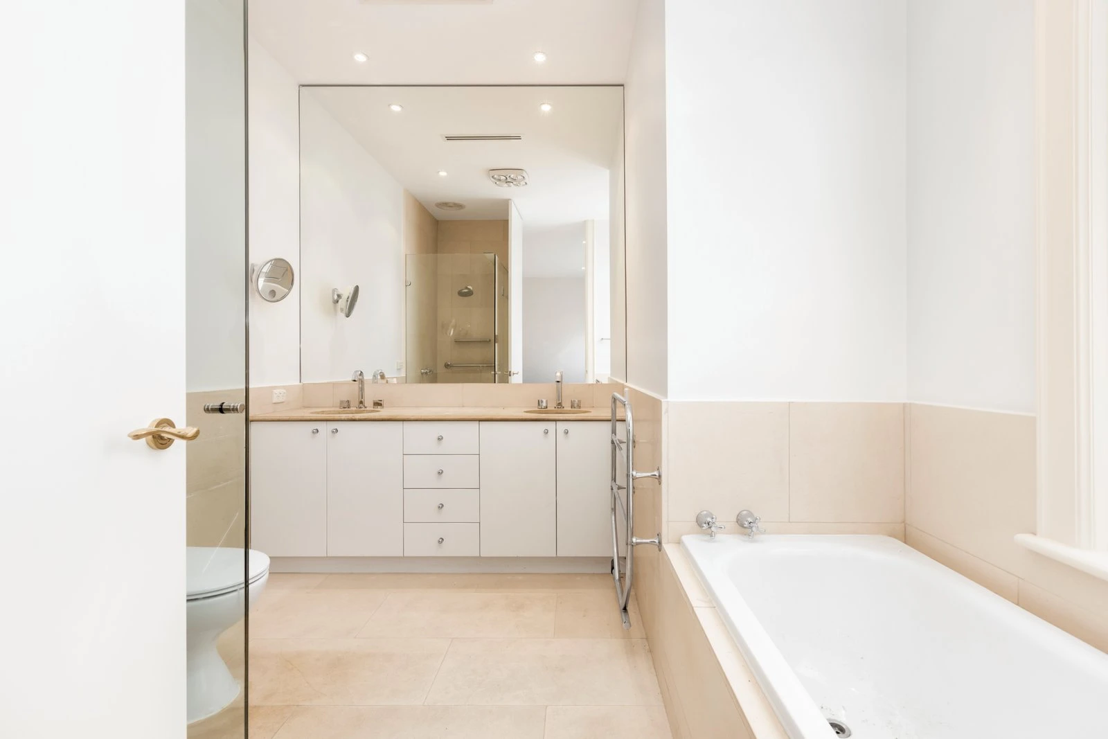 3/62 Mathoura Road, Toorak, 3142