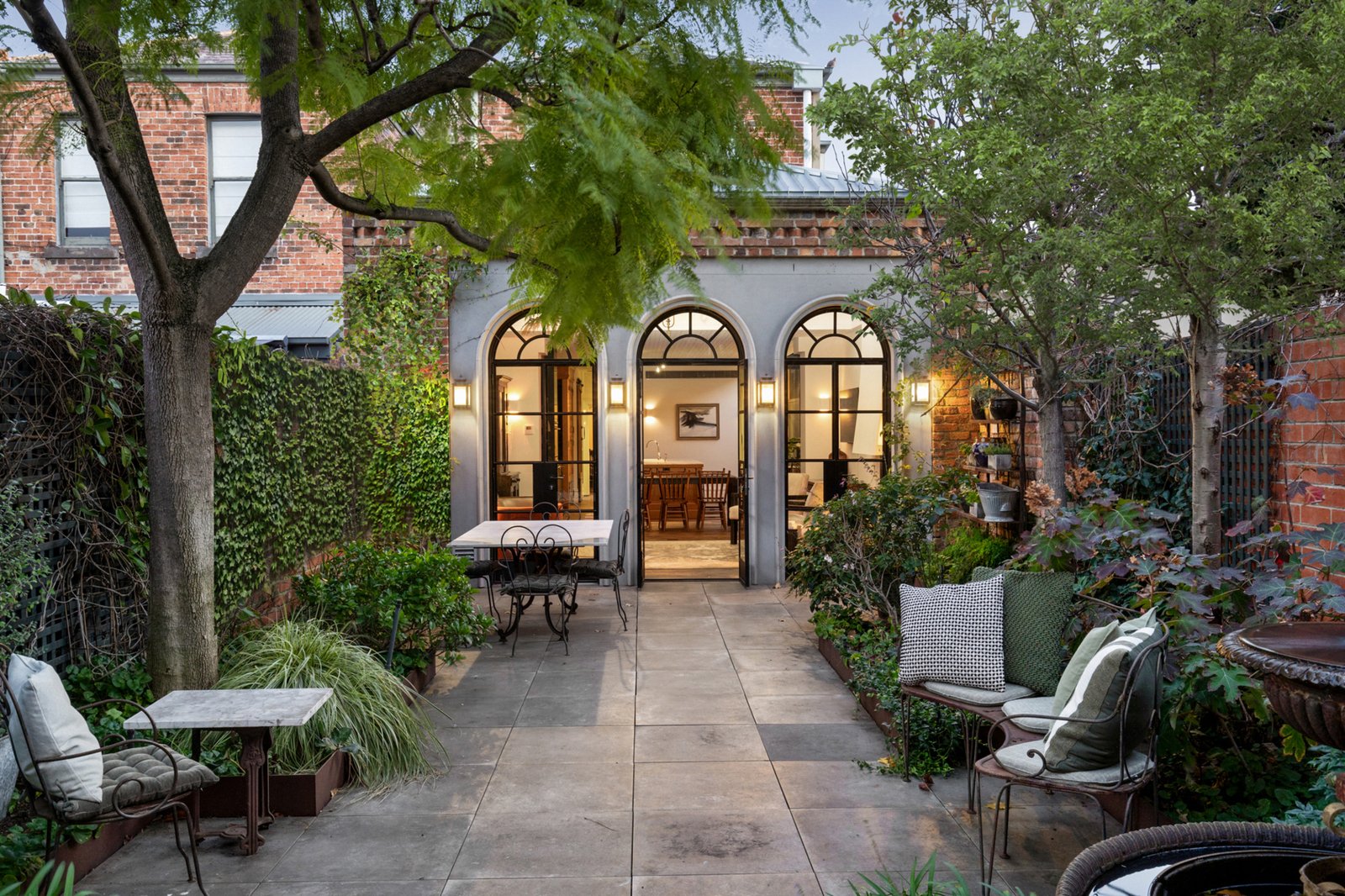 37 Cardigan Place, Albert Park, 3206
