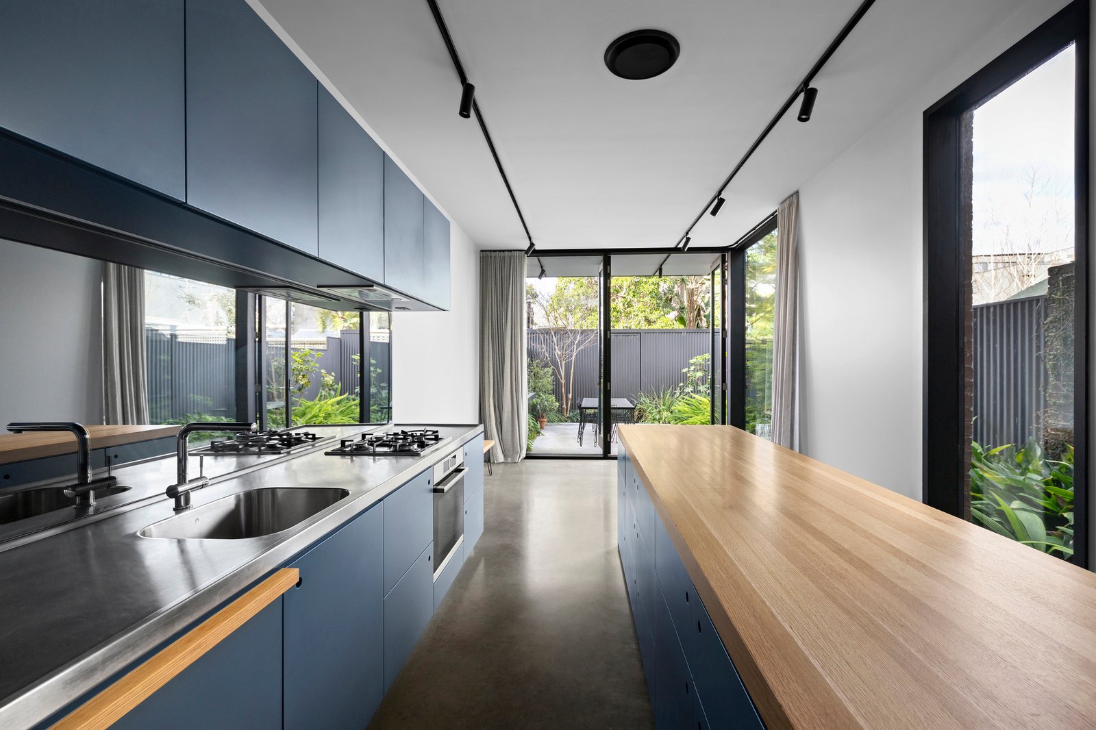 37 Ferrars Place, South Melbourne, 3205