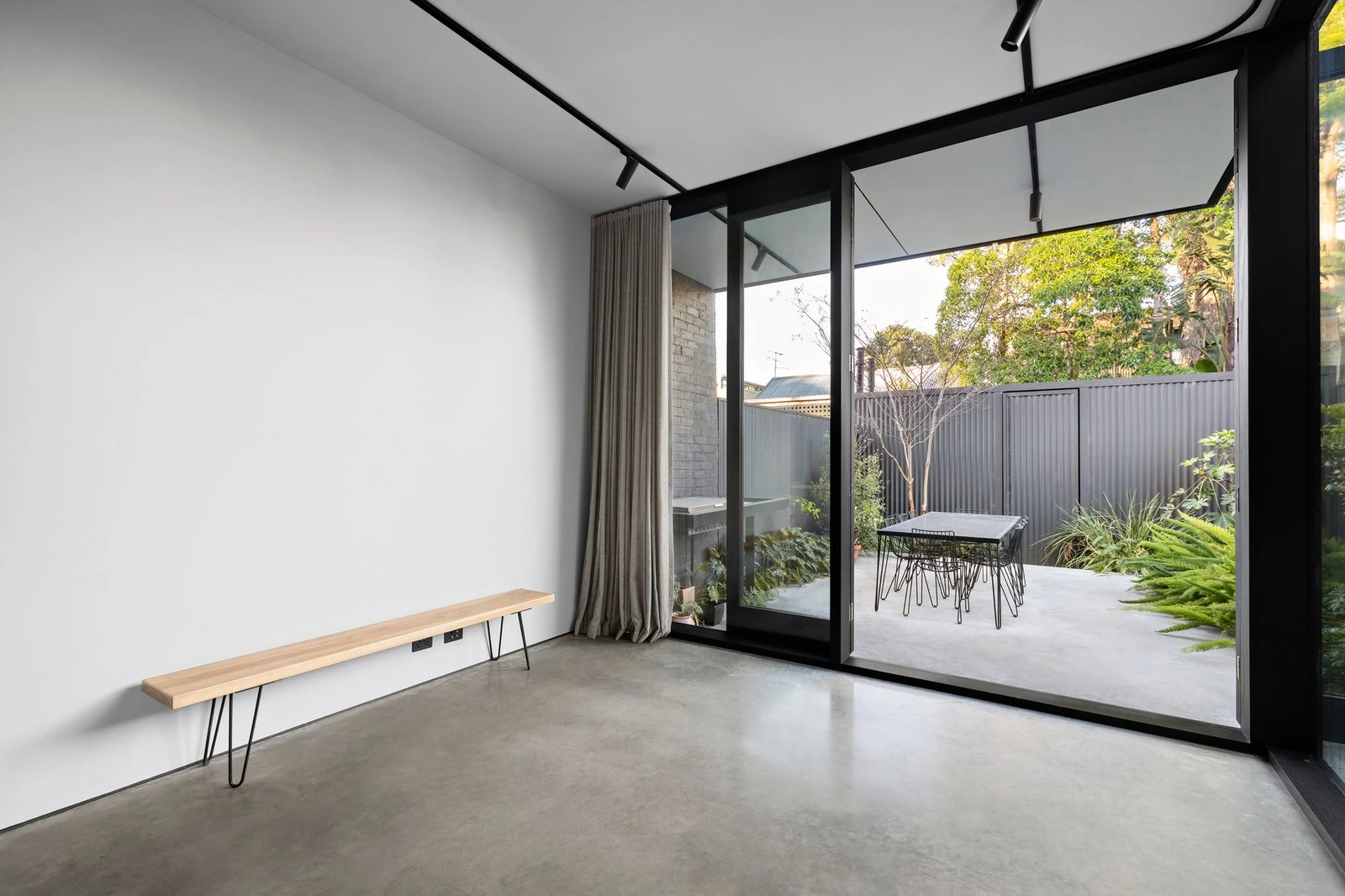 37 Ferrars Place, South Melbourne, 3205