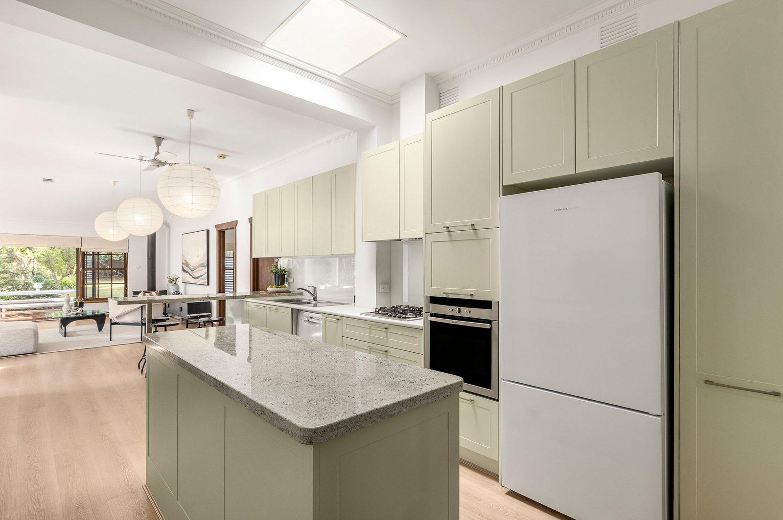 37 Somerset Road, Glen Iris, 3146
