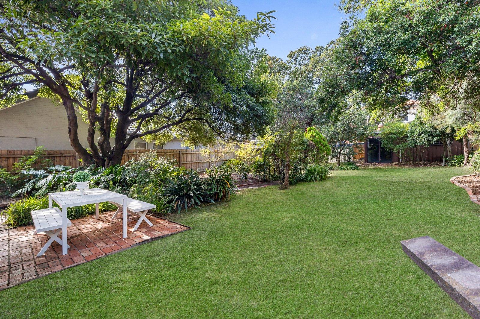 37 Somerset Road, Glen Iris, 3146