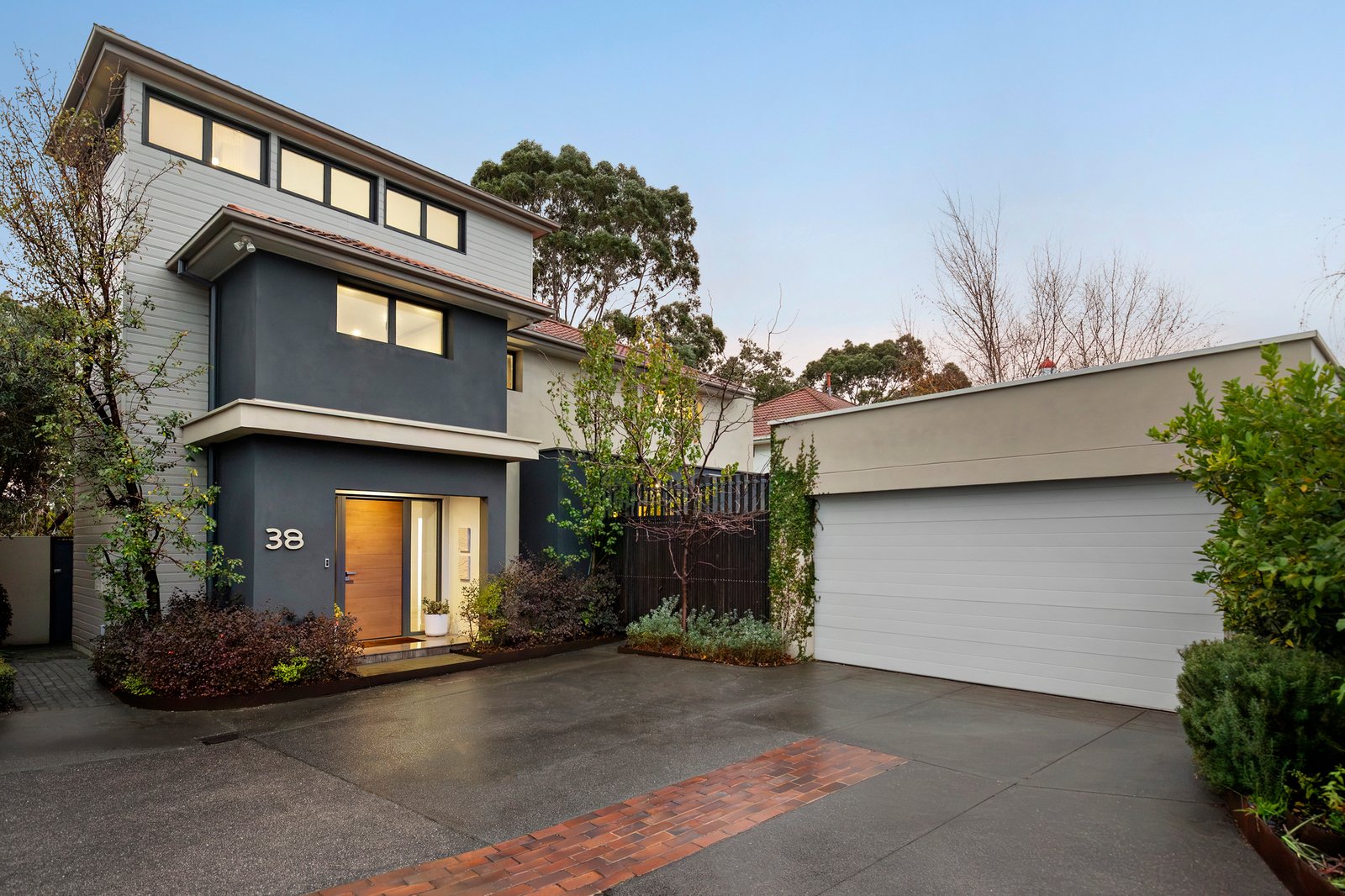 38 The Crescent, Port Melbourne, 3207