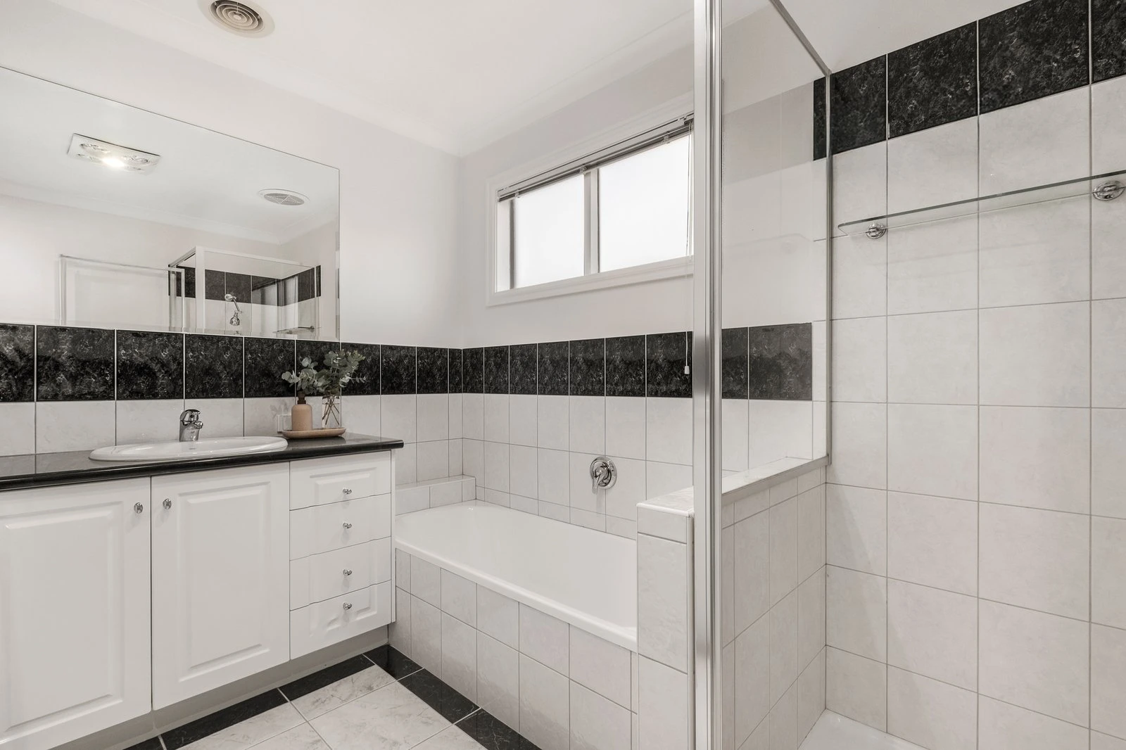 4 Eddy Street, Camberwell, 3124