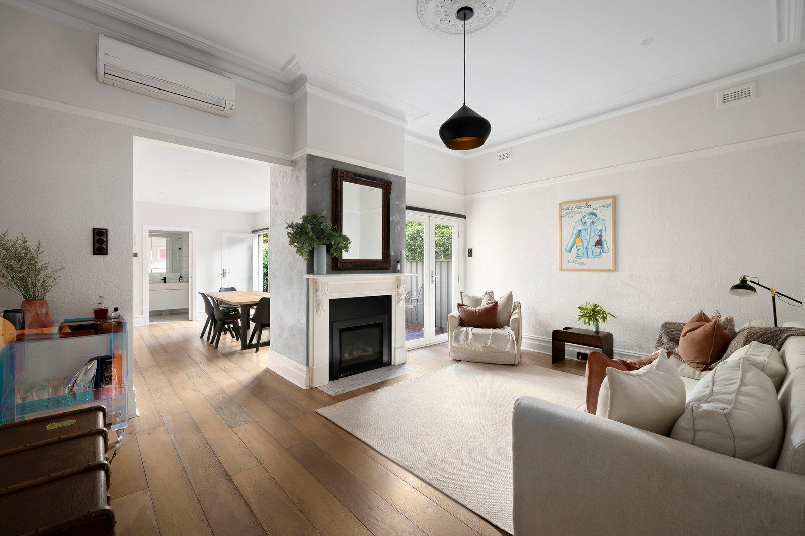 4 Esplanade Place, Port Melbourne, 3207