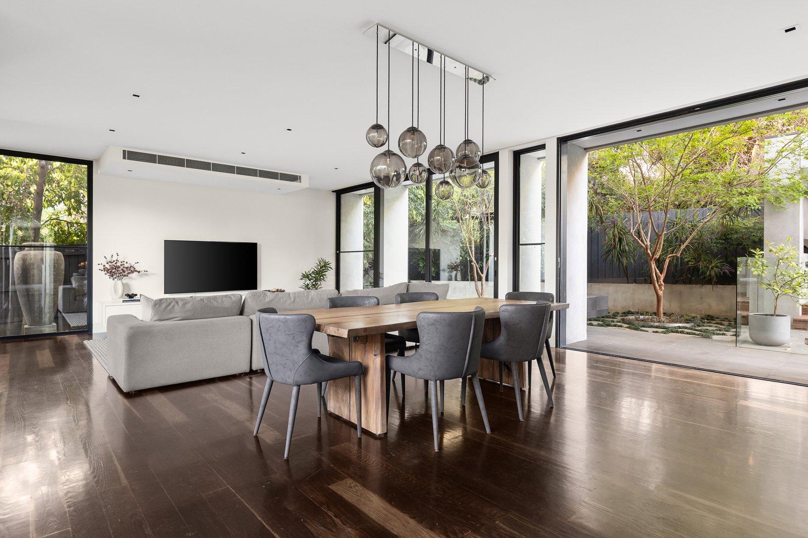 4 Glan Avon Road, Hawthorn, 3122