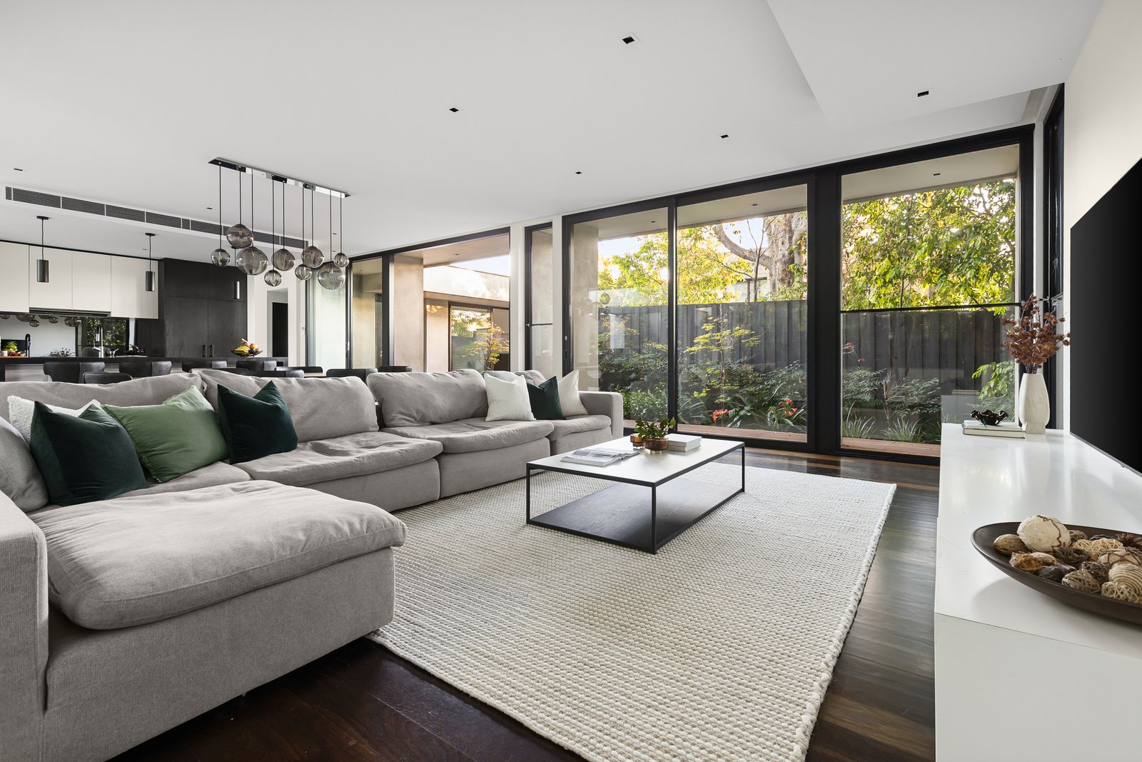 4 Glan Avon Road, Hawthorn, 3122