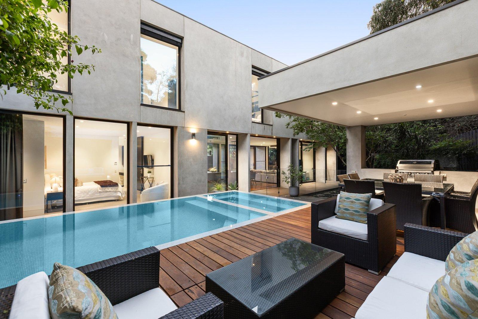 4 Glan Avon Road, Hawthorn, 3122