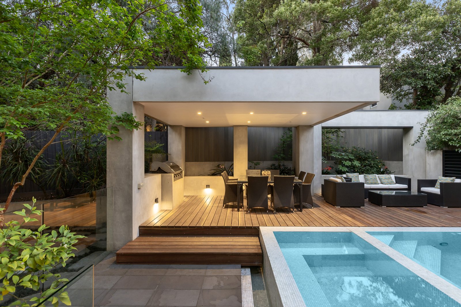 4 Glan Avon Road, Hawthorn, 3122