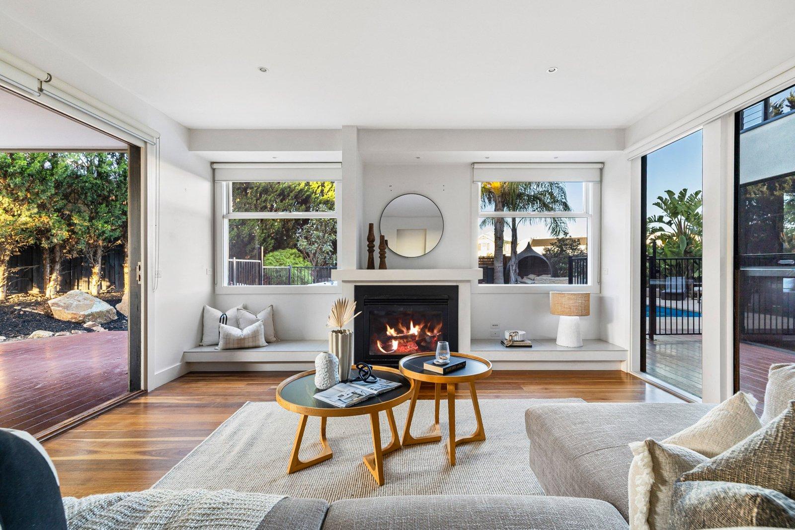 4 Lakeview Grove, Mornington, 3931