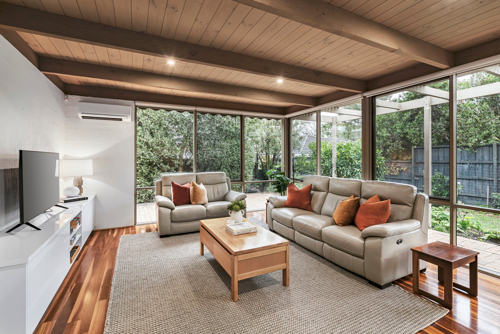 4 Loch Street, Surrey Hills, 3127