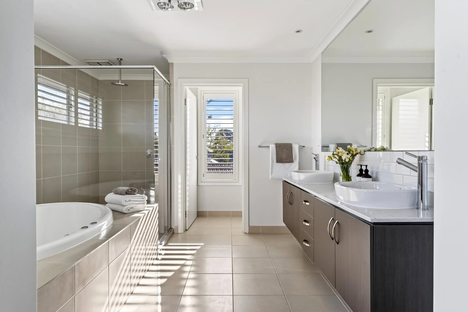 4 Wandsworth Road, Surrey Hills, 3127